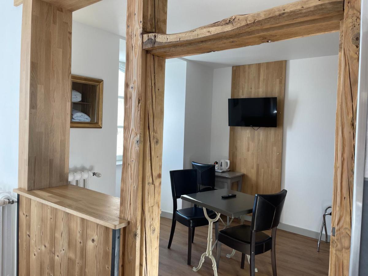 Logis Hotel Ancien Grand Seminaire Saint-Flour  Ngoại thất bức ảnh