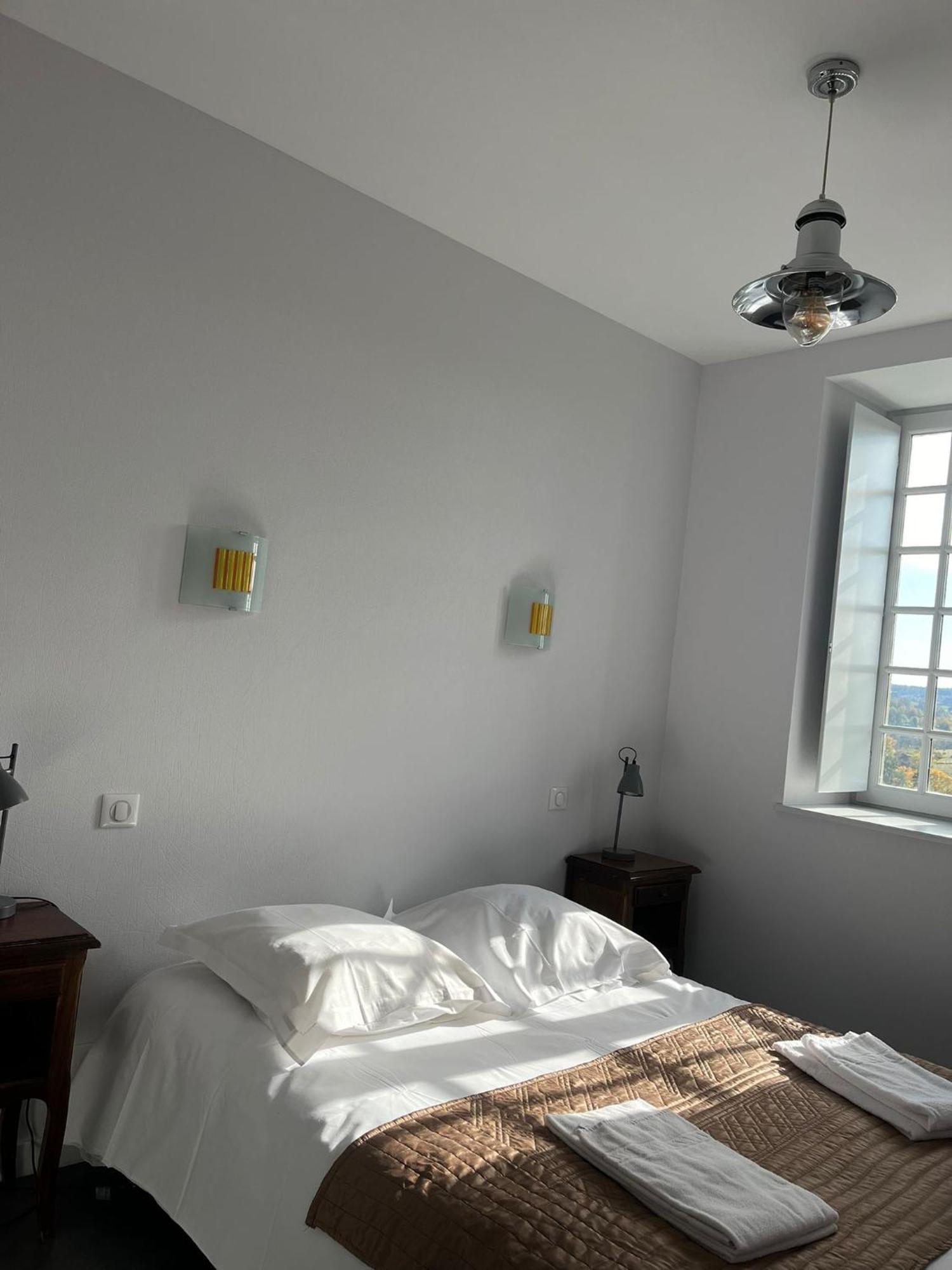 Logis Hotel Ancien Grand Seminaire Saint-Flour  Ngoại thất bức ảnh